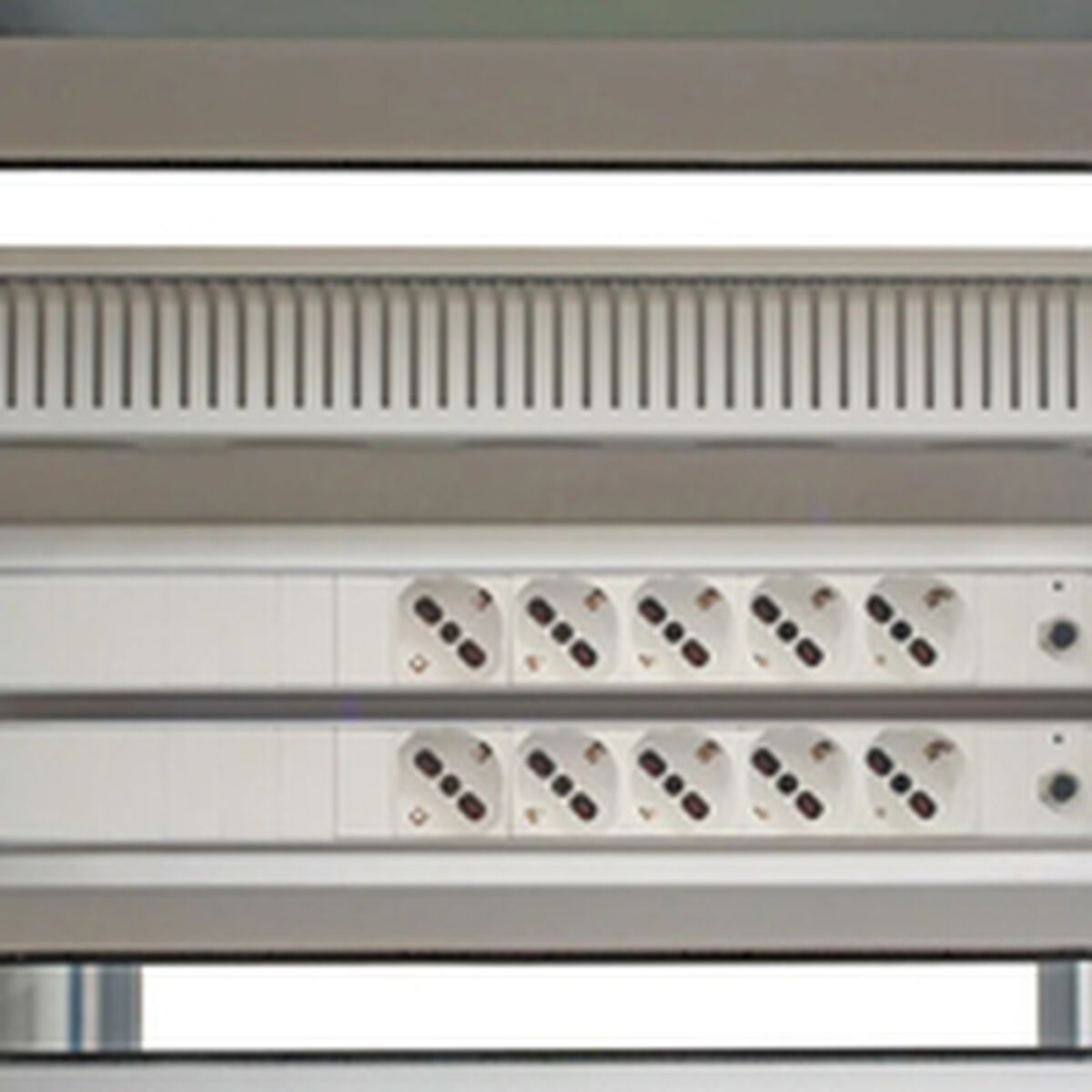 Rack Cabinet Phasak PHT 3530 Rack Cabinet Phasak PHT 3530