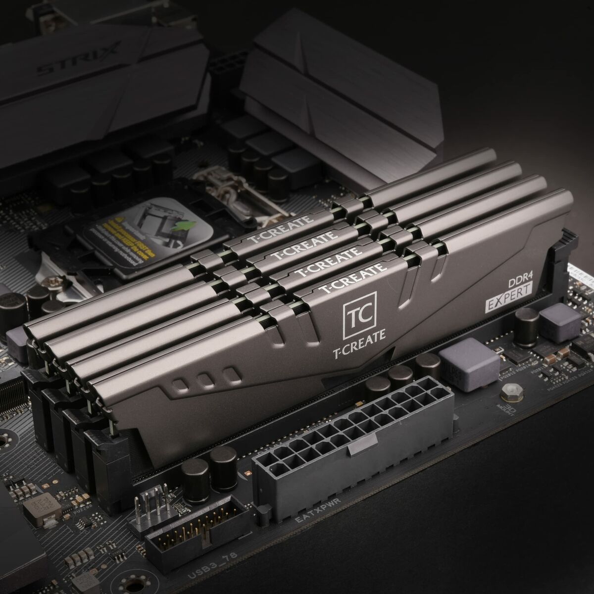 RAM Memory Team Group TTCED432G3200HC16FDC01 32 GB DDR4 3200 MHz CL16