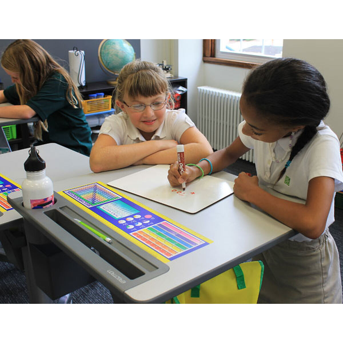 Table Ergotron 24-547-003 Silver